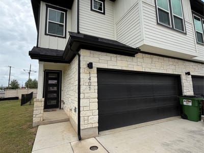 Living area at 2600 Gattis School RD Unit #1401 - 3 bed 2 bath home