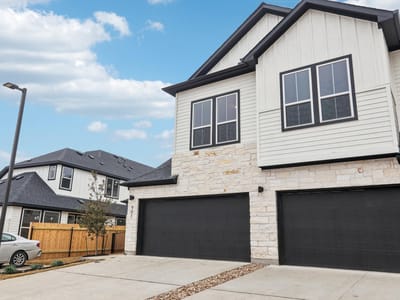 Living area at 2600 Gattis School Road Unit #1001 - 3 bed 2 bath home