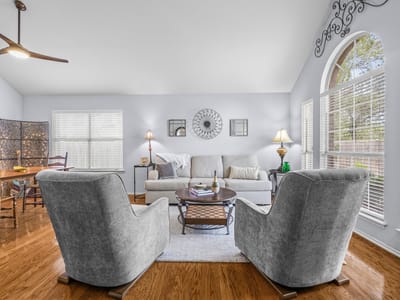 Photo 4 of 33 at 2601 Melba PASS - 4 bed 3 bath home