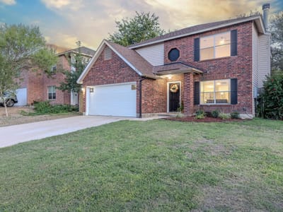 Photo 2 of 37 at 2602 Andres WAY - 3 bed 2 bath home