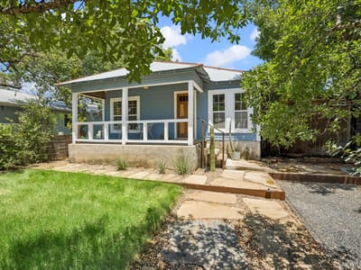 Property photo 2 at 2604 Sol Wilson Ave - 2 bed 1 bath home