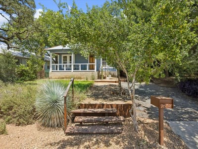 Property photo 3 at 2604 Sol Wilson Ave - 2 bed 1 bath home