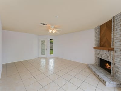 Property photo 3 at 2605 W Stassney LN Unit #B - 2 bed 2 bath home