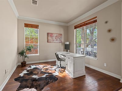 Living area at 2606 Mexican Hat DR - 5 bed 4 bath home