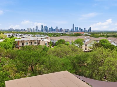 Property photo 3 at 2608 Del Curto RD Unit #3 - 3 bed 3 bath home
