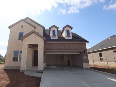 Living area at 261 Callahan LOOP - 3 bed 2 bath home