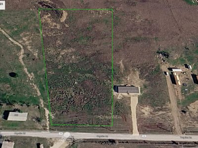 Photo 4 of 4 at 261 Engelke RD - Kingsbury, Kingsbury, TX