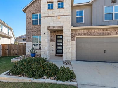 Living area at 261 Fawn River RUN - 4 bed 3 bath home