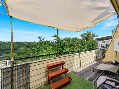 Living area at 2612 San Pedro St Unit #223 - 4 bed 2 bath home