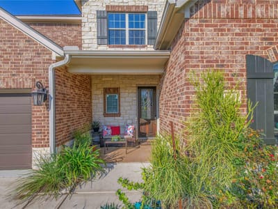 Photo 5 of 40 at 2614 Belliser CT - 5 bed 4 bath home