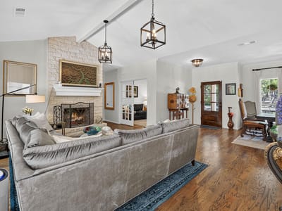 Property photo 3 at 262 E Ridgewood RD - 4 bed 2 bath home
