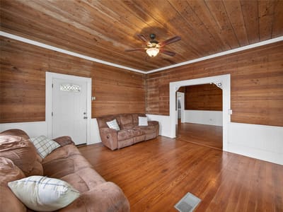 Bathroom at 262 W Richmond ST - 4 bed 2 bath home
