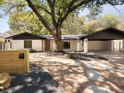 Photo 2 of 40 at 2620 Pecos ST - 4 bed 3 bath home