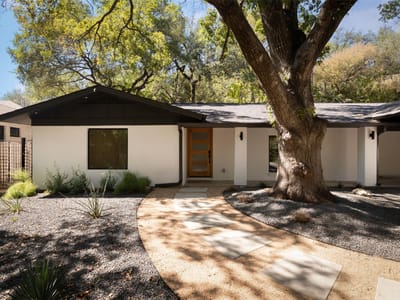 Photo 3 of 40 at 2620 Pecos ST - 4 bed 3 bath home