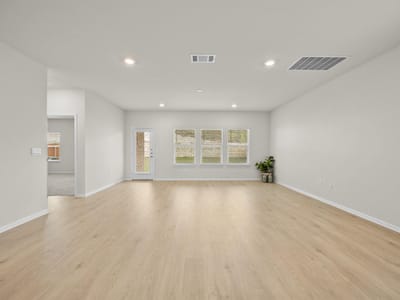 Photo 5 of 35 at 2624 Indian Clover TRL - 5 bed 3 bath home