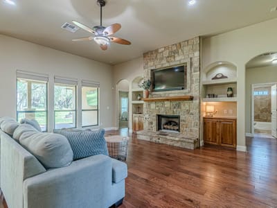 Photo 5 - 2628 Wolf Lair Photo 5 of 38 at 2628 Wolf Lair - 4 bed 2 bath home
