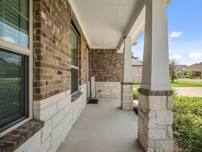 Property photo 2 at 265 Fawn River RUN - 4 bed 2 bath home