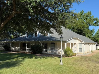 Property photo 4 at 266 Quail ST - 4 bed 2 bath home