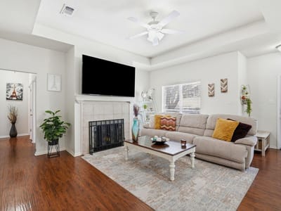 Living area at 267 Mooring CIR Unit #A - 3 bed 2 bath home
