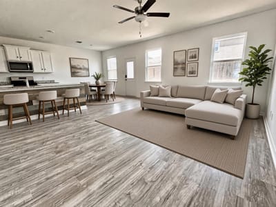 Property photo 5 at 267 Surrey Oaks - 3 bed 2 bath home