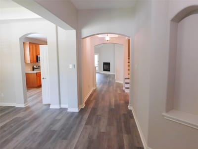 Property photo 4 at 2670 Ravenwood Dr - 4 bed 3 bath home