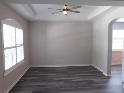 Property photo 5 at 2670 Ravenwood Dr - 4 bed 3 bath home