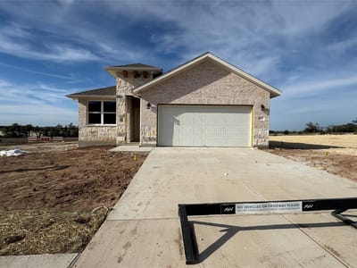 Living area at 269 Crater Lake Dr - 3 bed 2 bath home