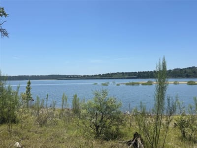 Primary bedroom at 2700 Cornell CV - Highland Lake Estates, Lago Vista, TX