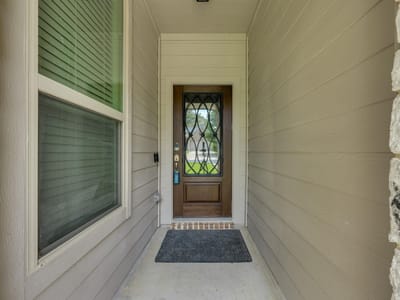 Property photo 4 at 2701 Auburn Chestnut LN - 3 bed 2 bath home