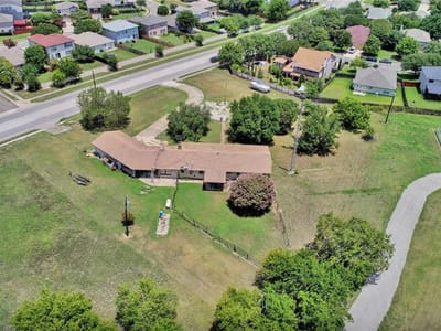 Primary bedroom at 2701 High Country Blvd - Round Rock, TX