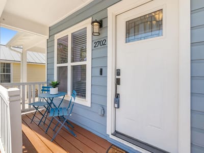 Property photo 4 at 2702 Crest Ave Unit #1 - 3 bed 2 bath home