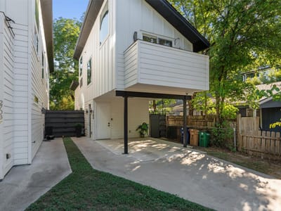 Living area at 2703 E 3rd St Unit #2 - 2 bed 2 bath home