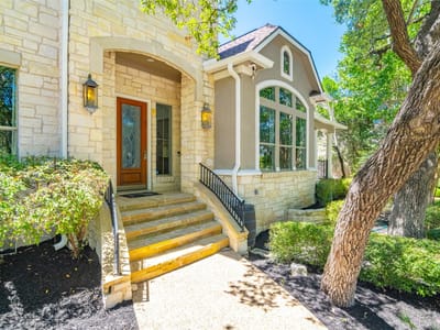 Property photo 2 at 2704 Benevento WAY - 5 bed 3 bath home
