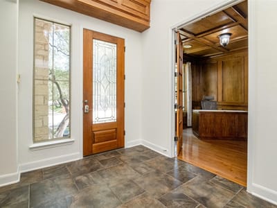 Property photo 3 at 2704 Benevento WAY - 5 bed 3 bath home