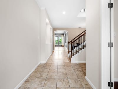 Living area at 2705 Golden Gate PARK - 4 bed 3 bath home