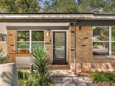 Property photo 4 at 2706 Geraghty Ave - 2 bed 2 bath home