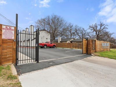 Property photo 4 at 2706 Wheless LN Unit #Bldg 5 - Vista Alegre 02, Austin, TX
