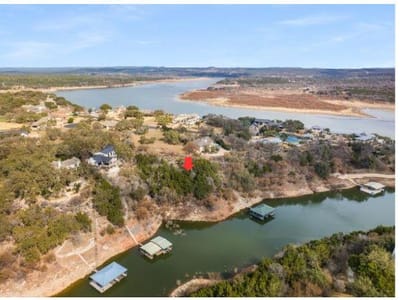 Living area at 2707 Sailboat Pass - Barton Creek Lakeside, Spicewood, TX