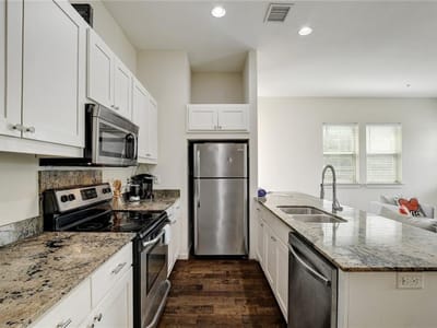 Property photo 5 at 2708 San Pedro ST Unit #301 - 3 bed 2 bath home