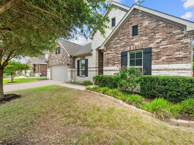 Living area at 2709 Steece Way - 4 bed 3 bath home