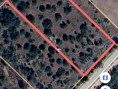 Primary bedroom at 271 Crooked Rd - Lytton Hollow, Dale, TX