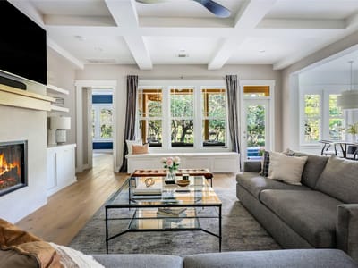 Living area at 2718 Grand Oaks LOOP - 4 bed 3 bath home
