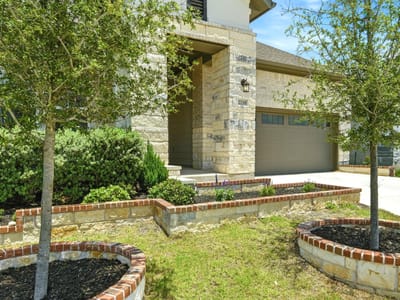 Living area at 2718 Grange Creek CT - 4 bed 3 bath home