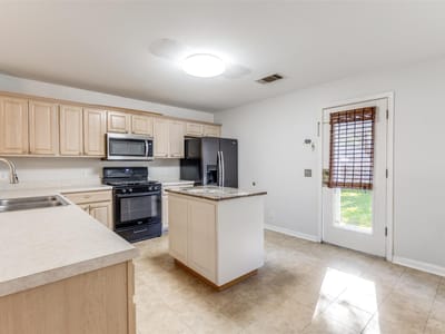 Primary bedroom at 272 Tobin DR - 3 bed 2 bath home