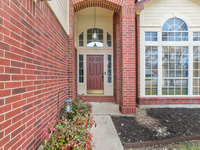 Living area at 2721 Little Elm Trl - 3 bed 2 bath home