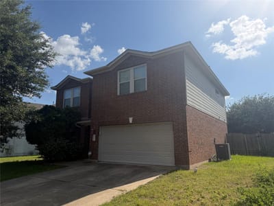 Property photo 3 at 2741 Kickapoo Cavern DR - 3 bed 2 bath home