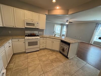 Bathroom at 275 Bonham Loop - 2 bed 2 bath home