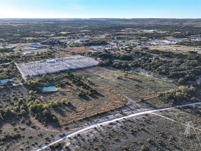 Primary bedroom at 275 Cr 3401 - 110, Lampasas, TX