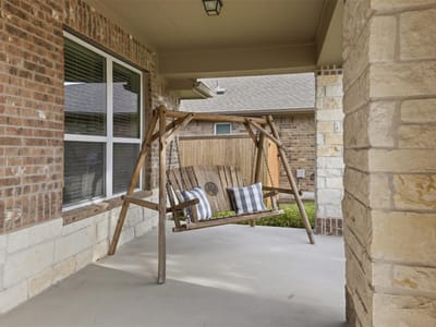 Living area at 276 Gunnison WAY - 3 bed 2 bath home