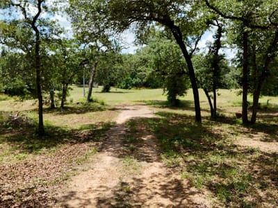 Living area at 277 Meuth Cemetery RD - Craft, John S, Red Rock, TX